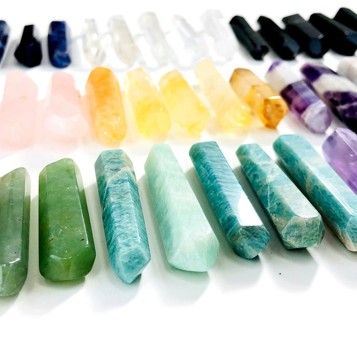 Close of vierw of the different tyoes of stones Gemstone Polished Bi-terminated Points