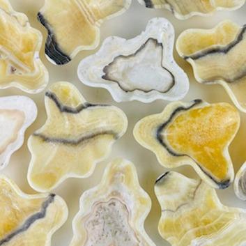 Mexican Onyx Freeform Dish--top view showing multiple sizes and shades.