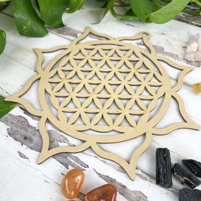 Crystal Grid - Flower of Life and Lotus Design side view