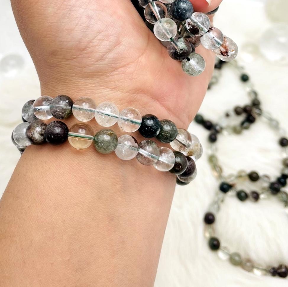 Lodolite bracelet on a arm and in the hand