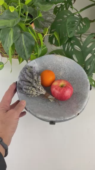 Video showing Polished Agate Dish on Metal Spinning Base, spinning with fruit and flowers in dish