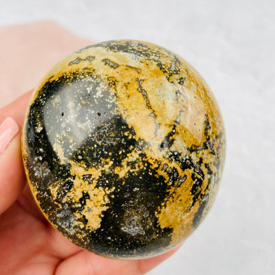 close of the details on this ocean jasper palm stone 