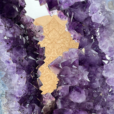 close up of the amethyst clusters in the portal 