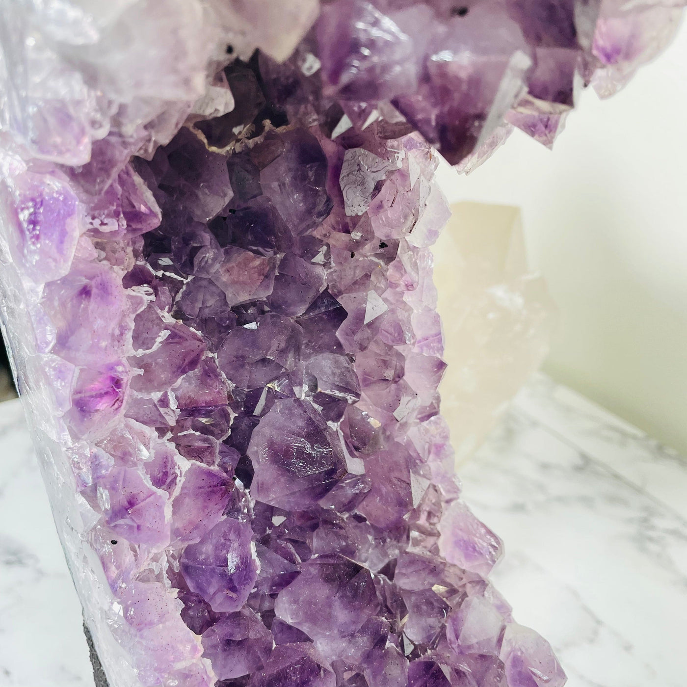 close up of the amethyst clusters 