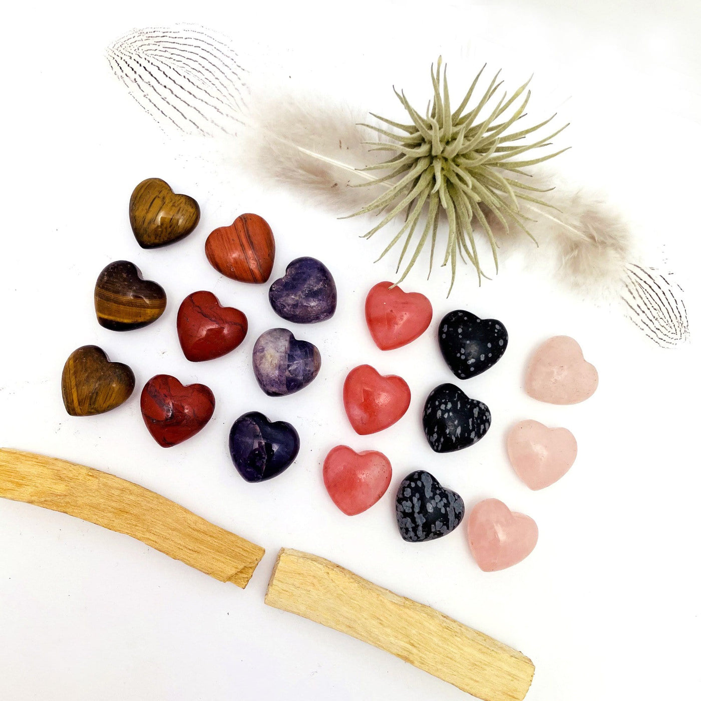 3 samples of each stone of these Stone hearts in all the available sgtones, tigers eye, red jasper, amethyst, strawberry quartz, rose quartz, snowflake obsidian