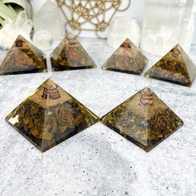 Orgone Pyramid - Tigers Eye Chips Reiki Metaphysical Wire Wrapping Pyramid- (RK17-31)