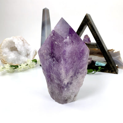 Frontal view of the High Quality Amethyst Point