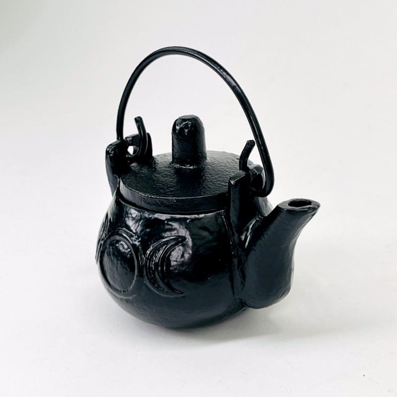front view of the kettle cauldron 