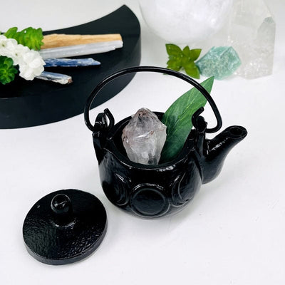 moon accent cauldron kettle with lid and handle set with some decorative accessories 