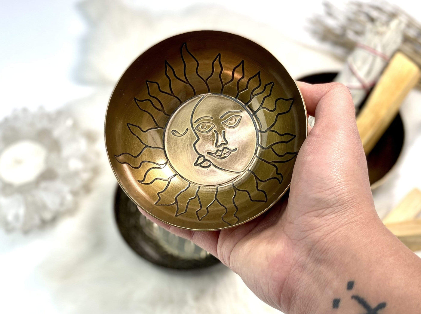 Products Offering Bowl Brass - sun and moon 