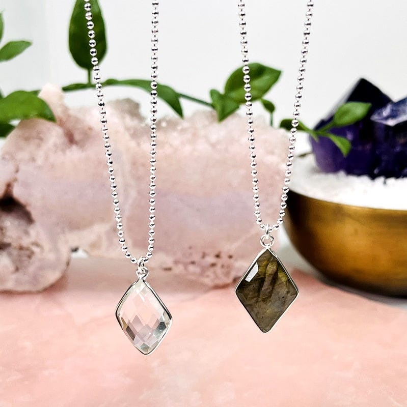 diamond shaped crystal pendant necklaces 