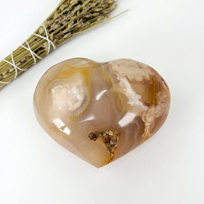 close up of the details in the flower agate heart