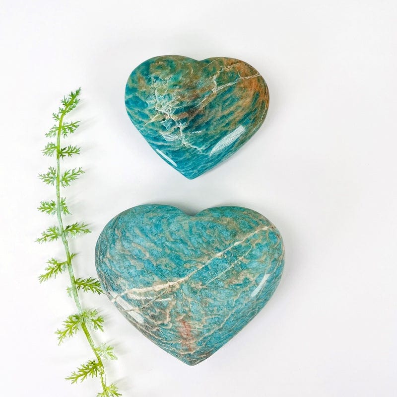 amazonite hearts showing the size differences 
