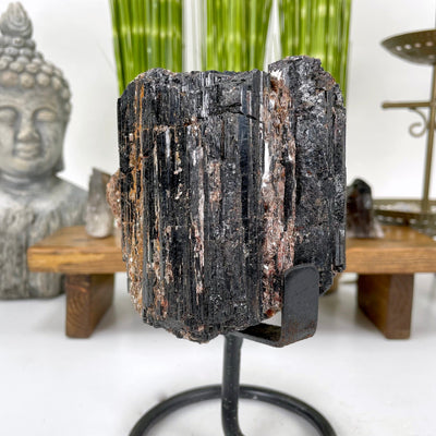 side view of black tourmaline for thickness