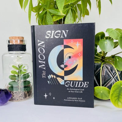 the moon sign guide book by annabel gat