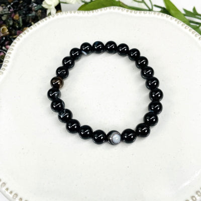 close up of the details in this black agate bracelet 