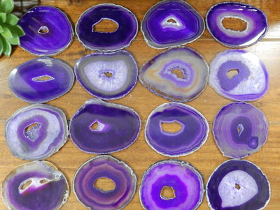 Top view of 16 purple agate with druzy opening 