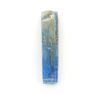 blue kyanite blade close up