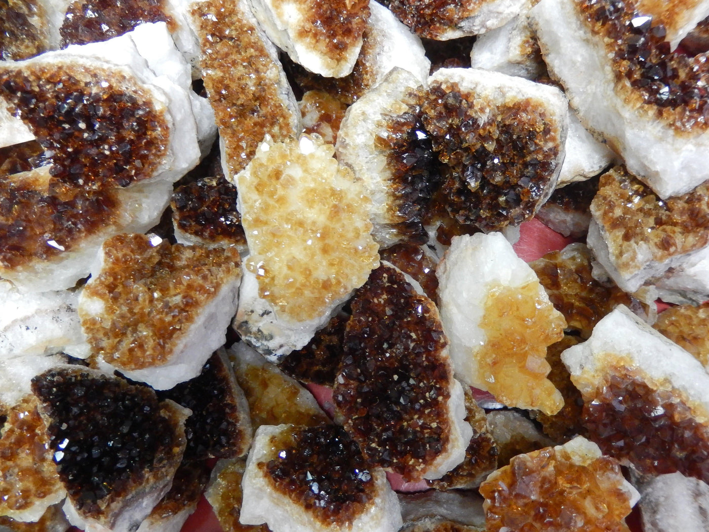 citrine clusters close up