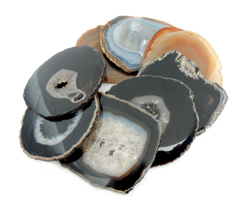 Agate coasters expanded to show size, color and pattern variation.