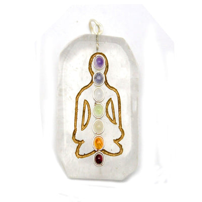 close up of the crystal quartz pendants with a buddha and the seven chakra little gemstones 