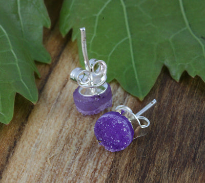 Purple Round Druzy Stud Earrings in silver\