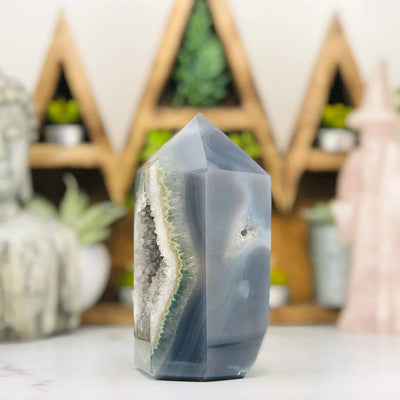 Polished Point - Agate Tower - Druzy Formations side view