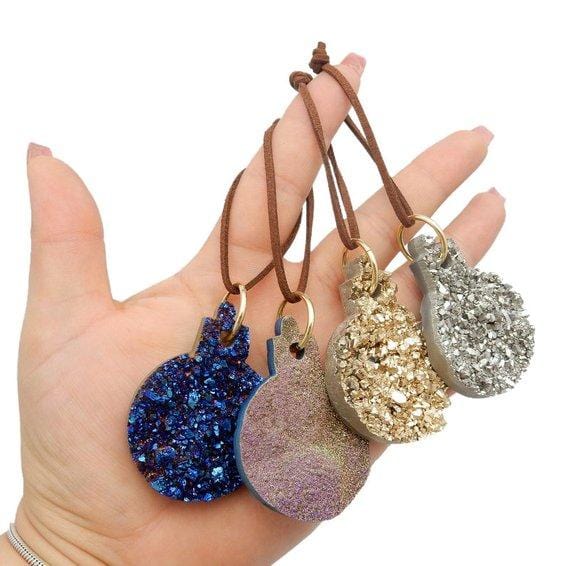 4 ornaments in a hand