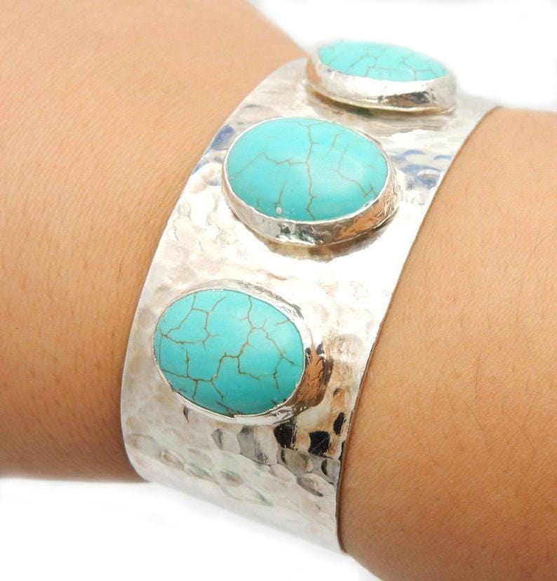 Triple Oval Turquoise Howlite Silver Electroplated Cuff - on a wrist