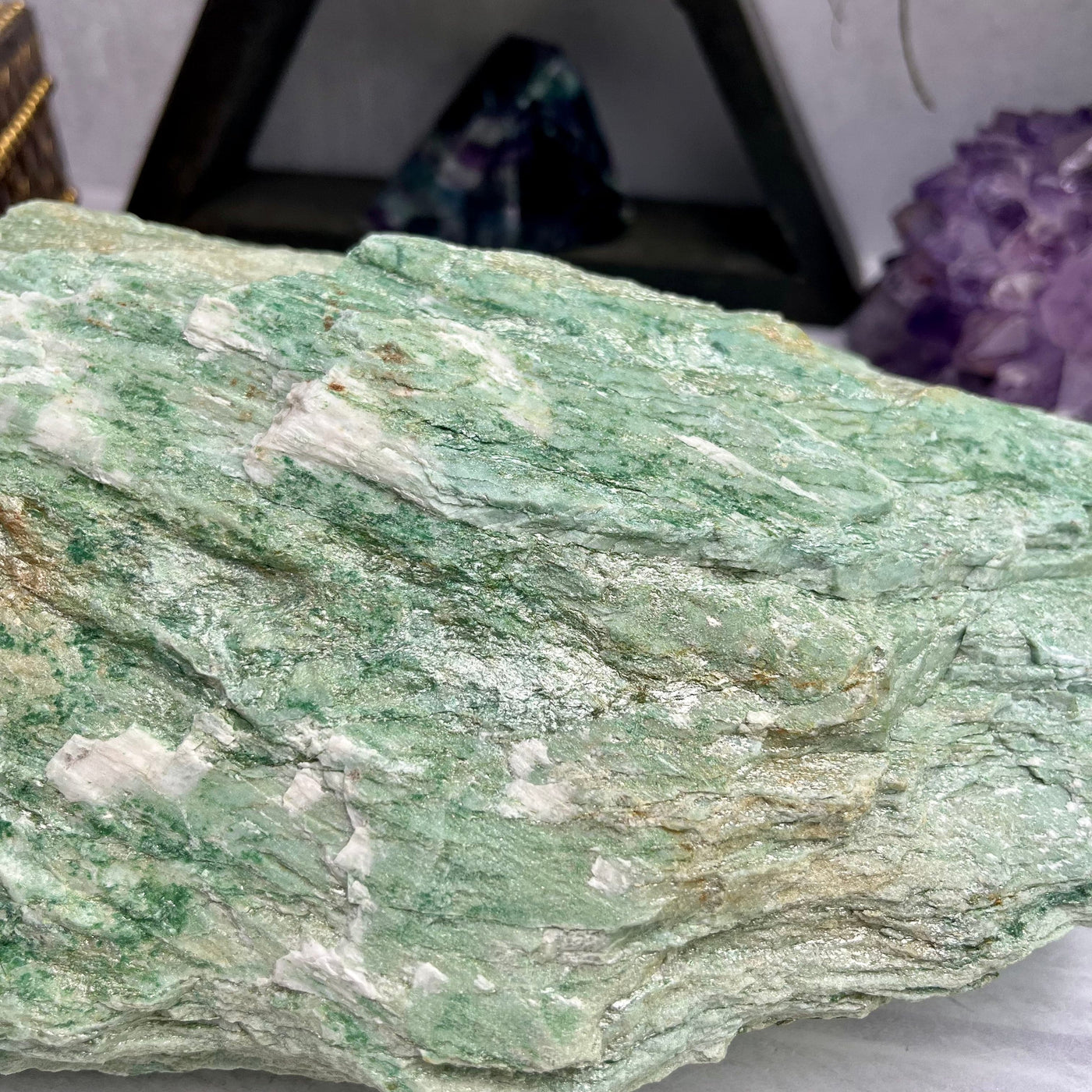 Free Form Fuchsite - close up view to show detail 
