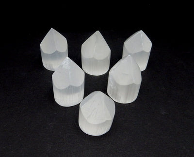 selenite points on display for possible variations