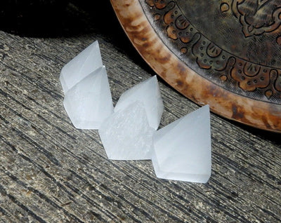 selenite pyramids on display for possible variations
