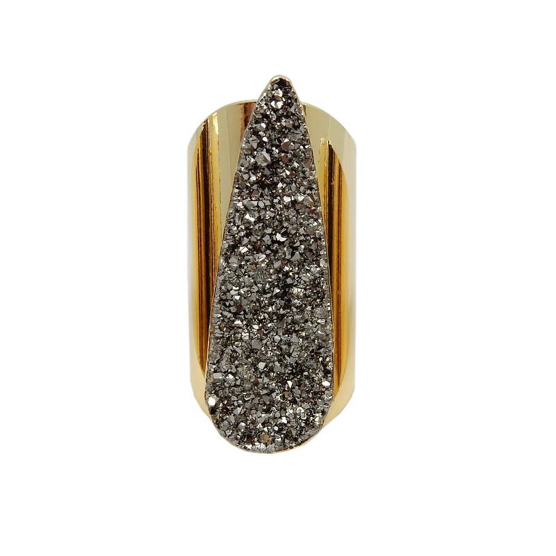 A Teardrop Druzy Rings With Electroplated 24k Gold Cigar Band in color Platinum