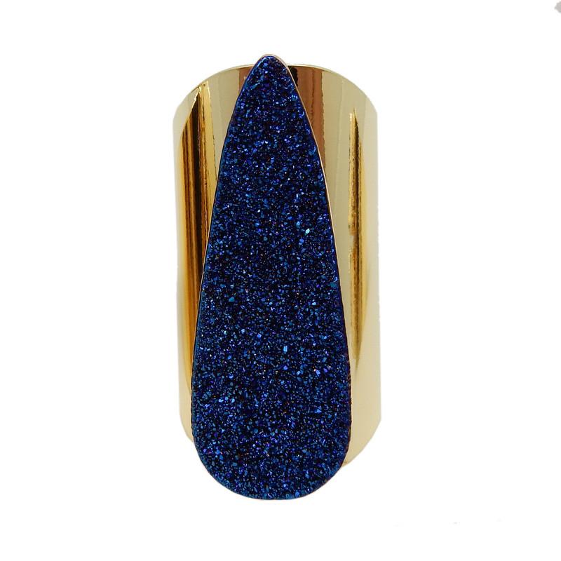 A Teardrop Druzy Rings With Electroplated 24k Gold Cigar Band in color Mystic Blue