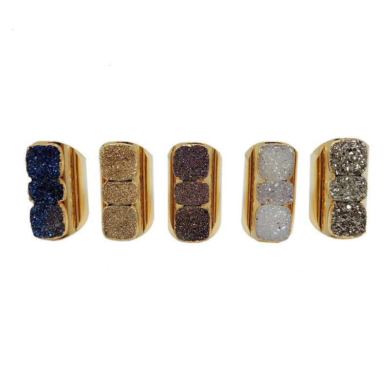 multiple druzy rings set to show the differences in the druzy colors 