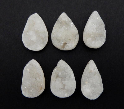 6 pieces of A White Teardrop Druzy Bead 